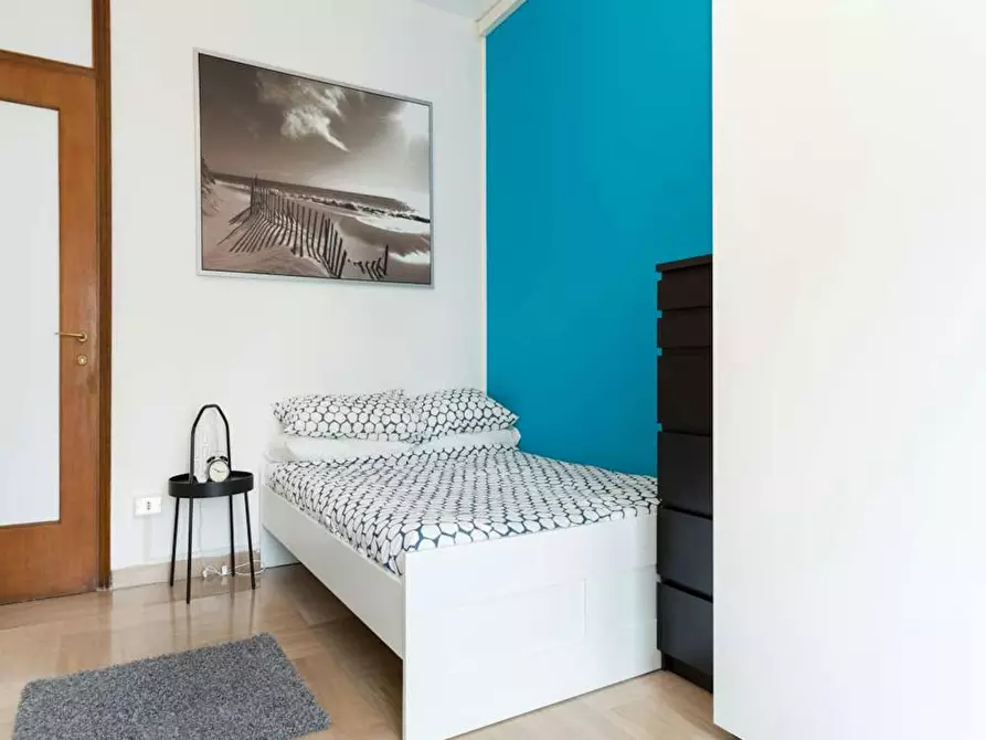 Immagine 4 di Camera in affitto  in Via Carlo Botta a Milano