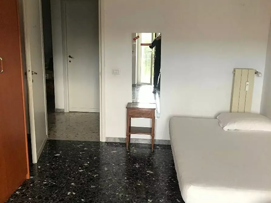 Immagine 2 di Camera in affitto  in Via Aquilonia a Roma