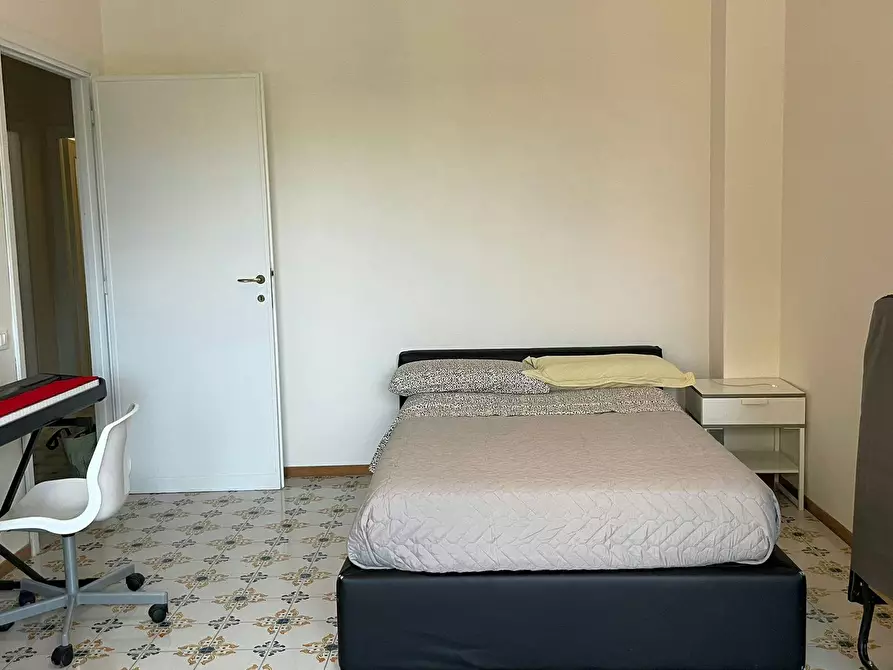 Immagine 1 di Camera in affitto  in Via Luigi Arbib Pascucci a Roma