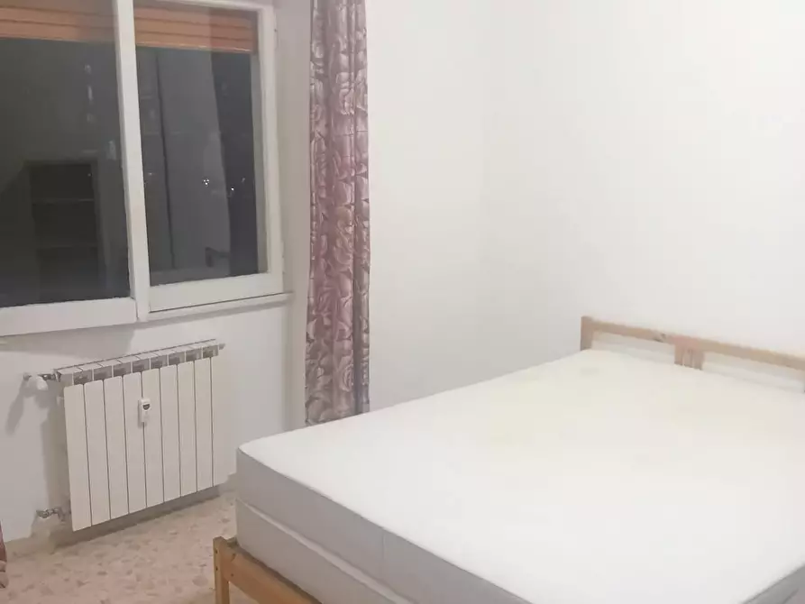 Immagine 3 di Camera in affitto  in Via Felice Poggi a Roma