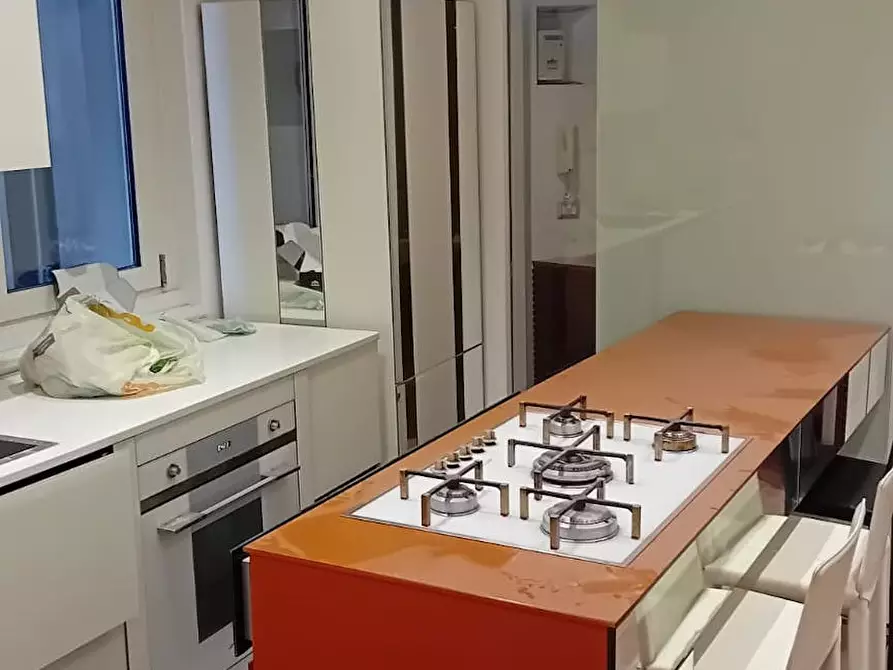Immagine 8 di Camera in affitto  in Via Federico Confalonieri a Roma