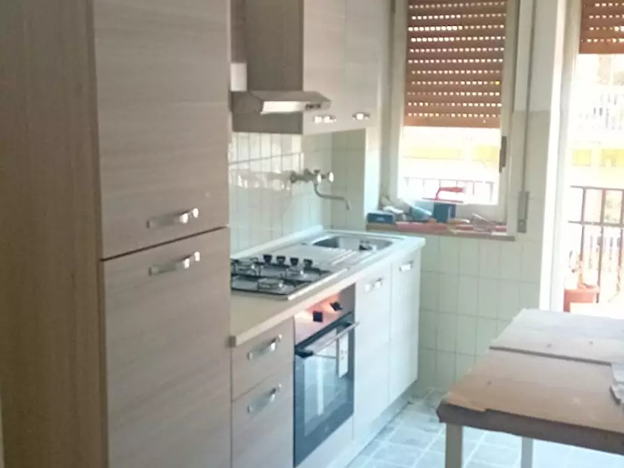 Immagine 9 di Camera in affitto  in Via Felice Poggi a Roma