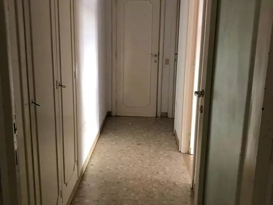 Immagine 10 di Camera in affitto  in Via Felice Poggi a Roma