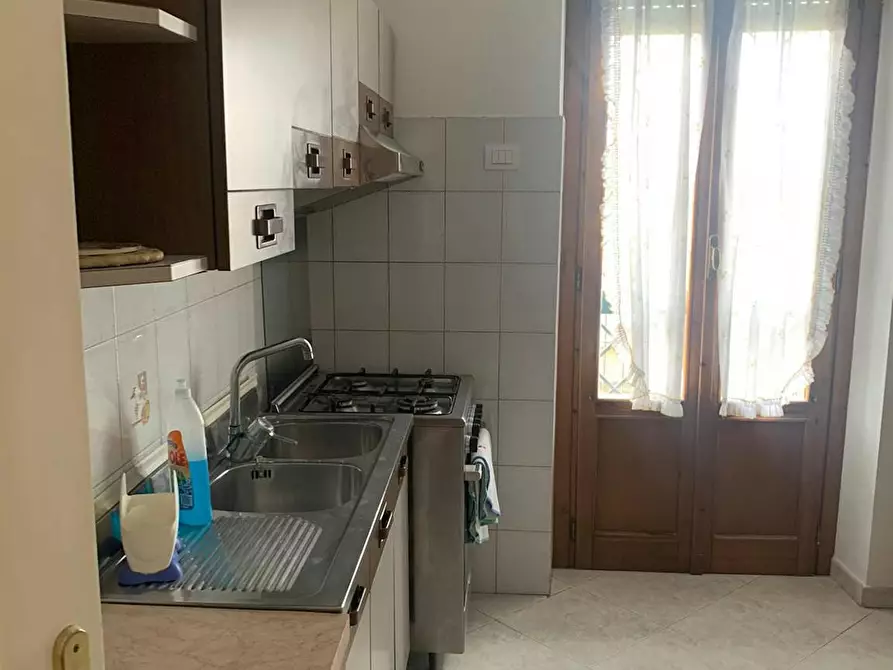 Immagine 7 di Camera in affitto  in Via della Farfalla a Roma