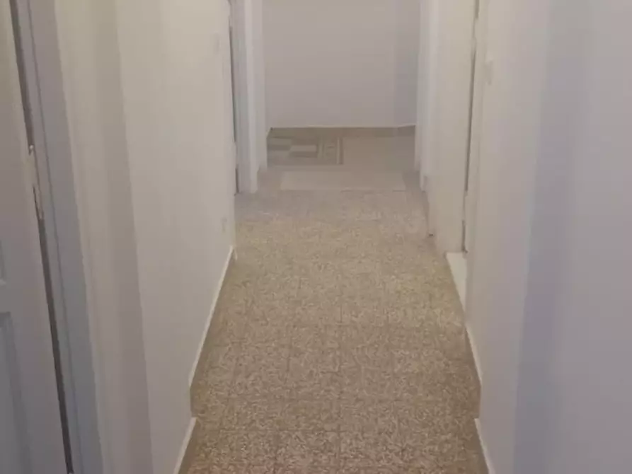 Immagine 10 di Camera in affitto  in Via Panaro a Roma