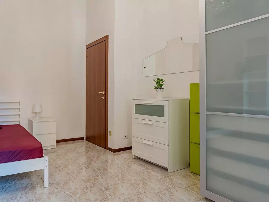 Immagine 3 di Camera in affitto  in Via Conchetta a Milano