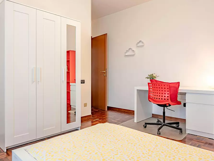 Immagine 4 di Camera in affitto  in Via Luigi Ornato a Milano