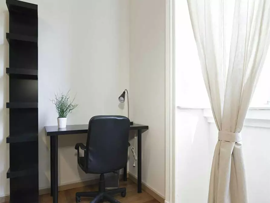 Immagine 6 di Camera in affitto  in Viale Abruzzi a Milano