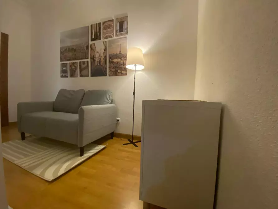 Immagine 10 di Camera in affitto  in Calle del Príncipe de Vergara a Madrid