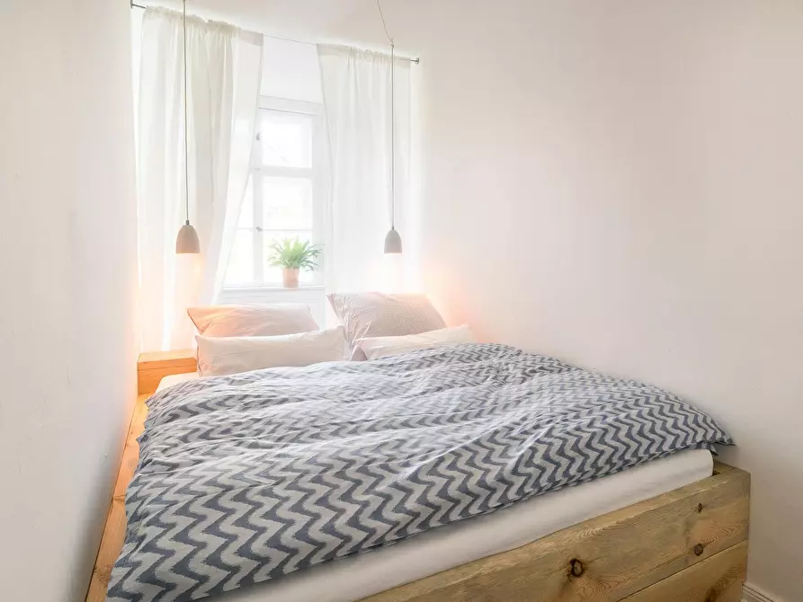 Immagine 1 di Appartamento in affitto  in Benkertstraße a Potsdam