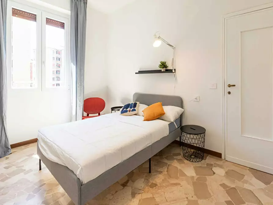 Immagine 3 di Camera in affitto  in Via Salvatore Barzilai a Milano