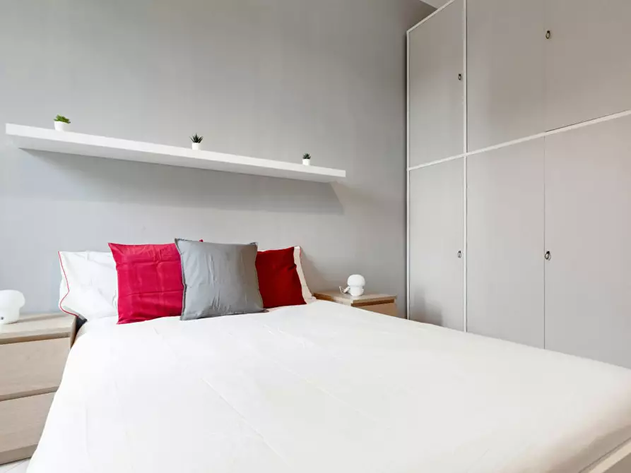 Immagine 3 di Camera in affitto  in Via Correggio a Milano