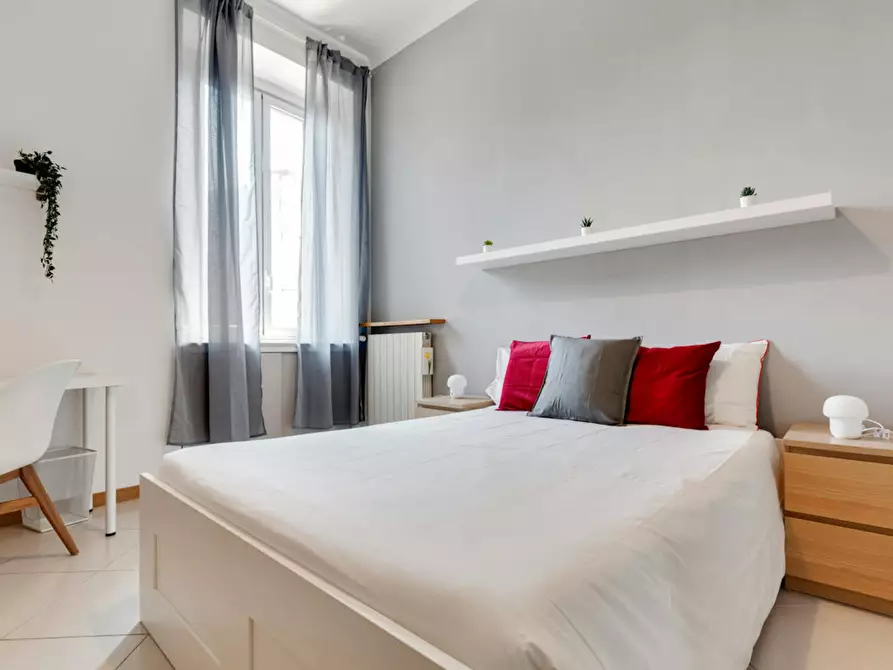 Immagine 2 di Camera in affitto  in Via Correggio a Milano