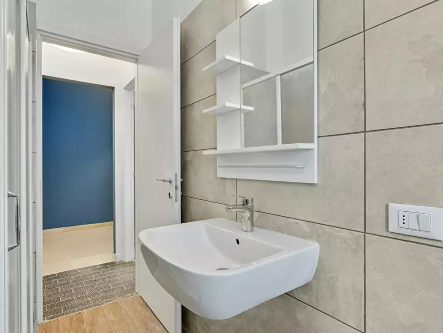 Immagine 9 di Camera in affitto  in Via Orti a Milano