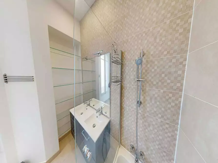 Immagine 5 di Camera in affitto  in Boulevard Malesherbes a Paris 17