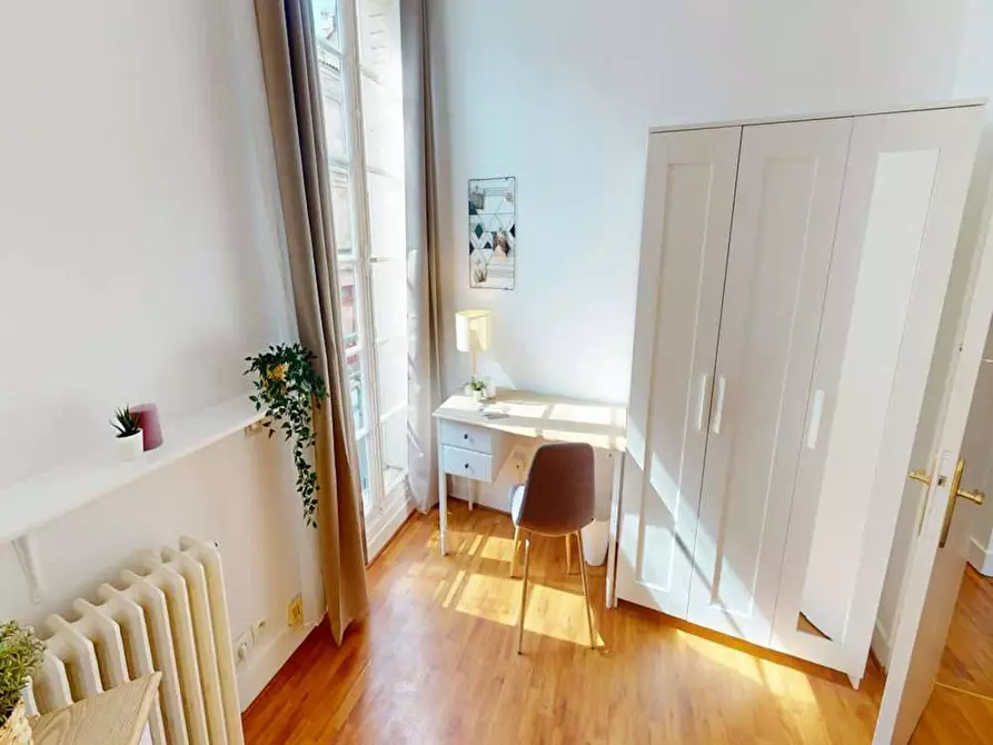 Immagine 5 di Camera in affitto  in Rue du Jardin public a Bordeaux