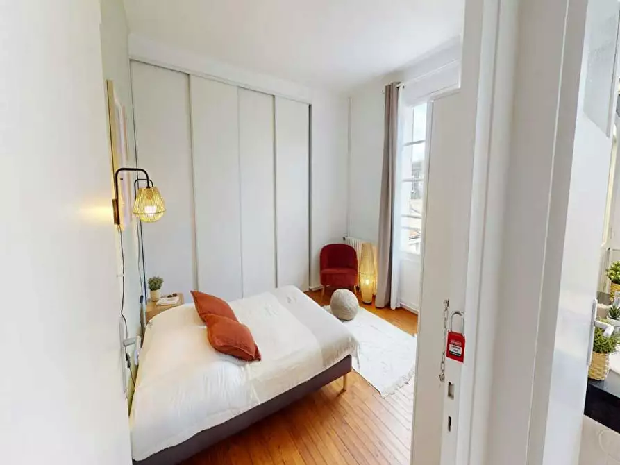 Immagine 1 di Camera in affitto  in Rue du Jardin public a Bordeaux