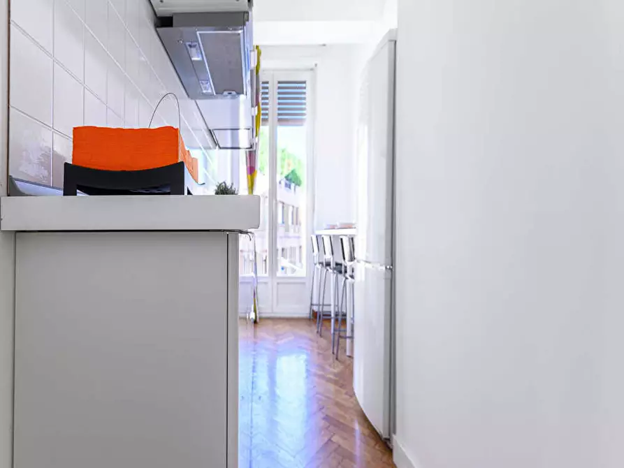 Immagine 8 di Camera in affitto  in Via Felice Casati a Milano