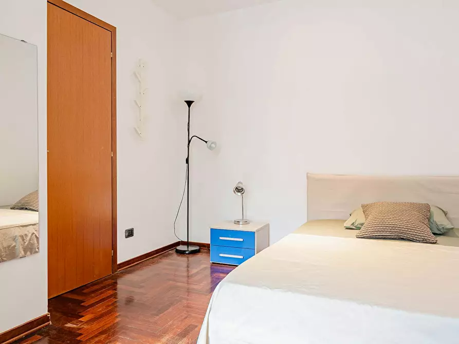 Immagine 5 di Camera in affitto  in Via Sesto San Giovanni a Milano