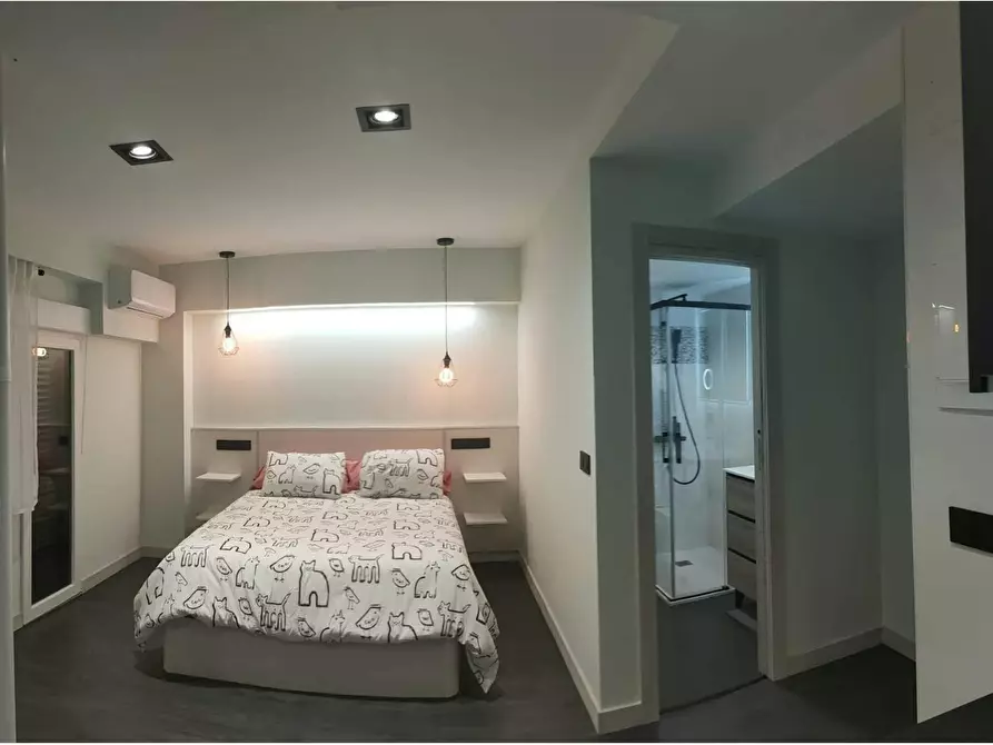 Immagine 1 di Appartamento in affitto  in Paseo del Doctor Torres Villarroel a Salamanca