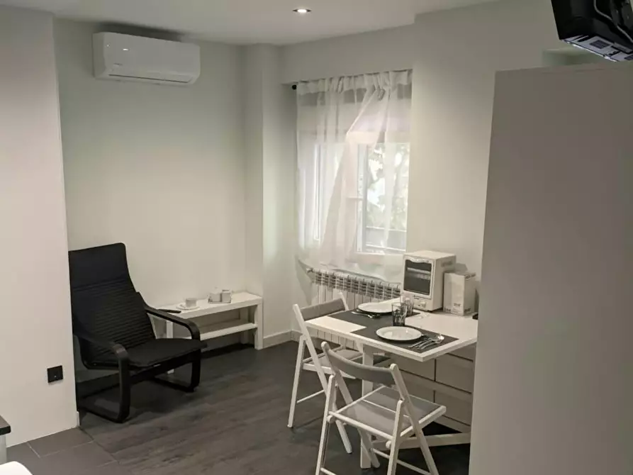 Immagine 4 di Appartamento in affitto  in Paseo del Doctor Torres Villarroel a Salamanca