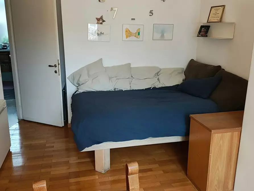 Immagine 2 di Camera in affitto  in Via Antonio Kramer a Milano