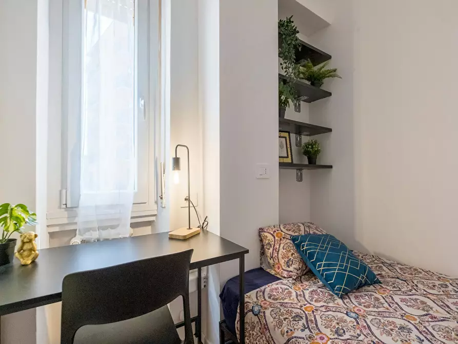 Immagine 4 di Camera in affitto  in Via Sebino a Milano