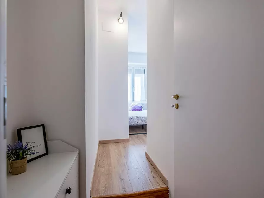 Immagine 6 di Camera in affitto  in Via Sebino a Milano