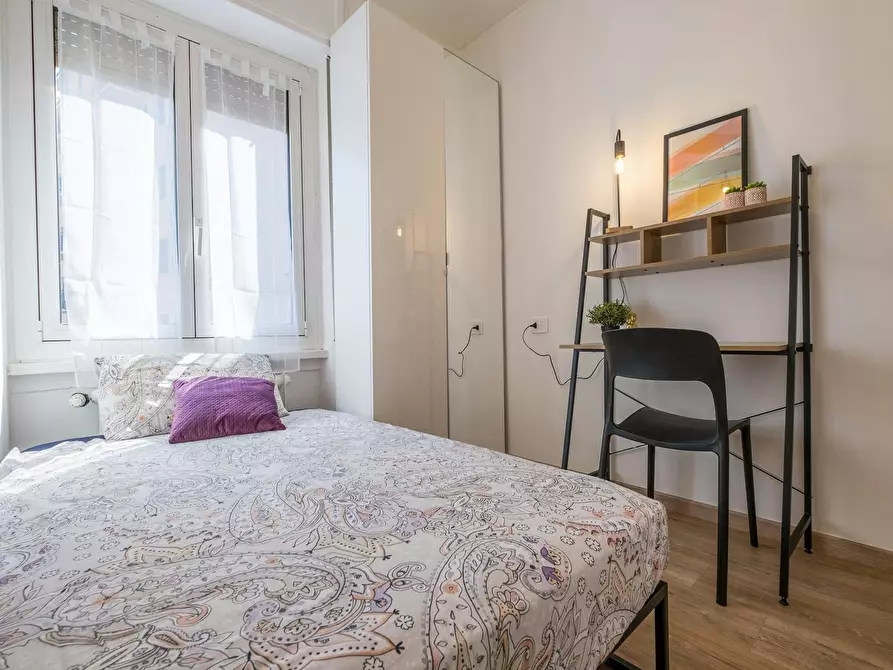 Immagine 3 di Camera in affitto  in Via Sebino a Milano