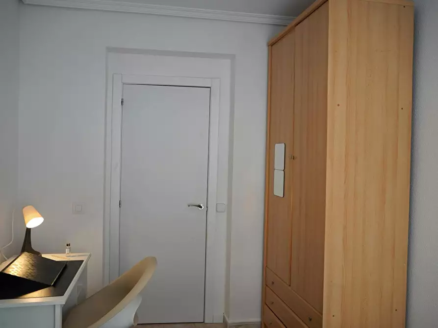 Immagine 9 di Camera in affitto  in Calle de Santa Brígida a Madrid
