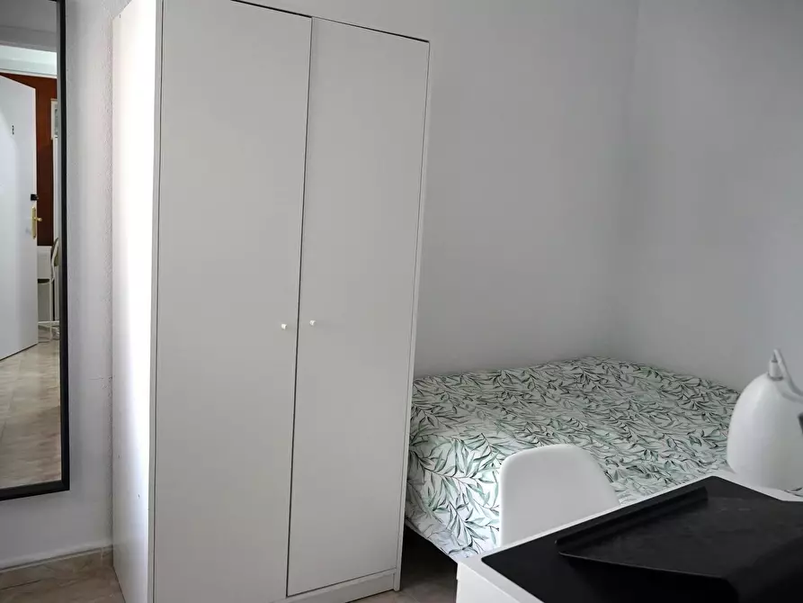 Immagine 6 di Camera in affitto  in Calle de Santa Brígida a Madrid