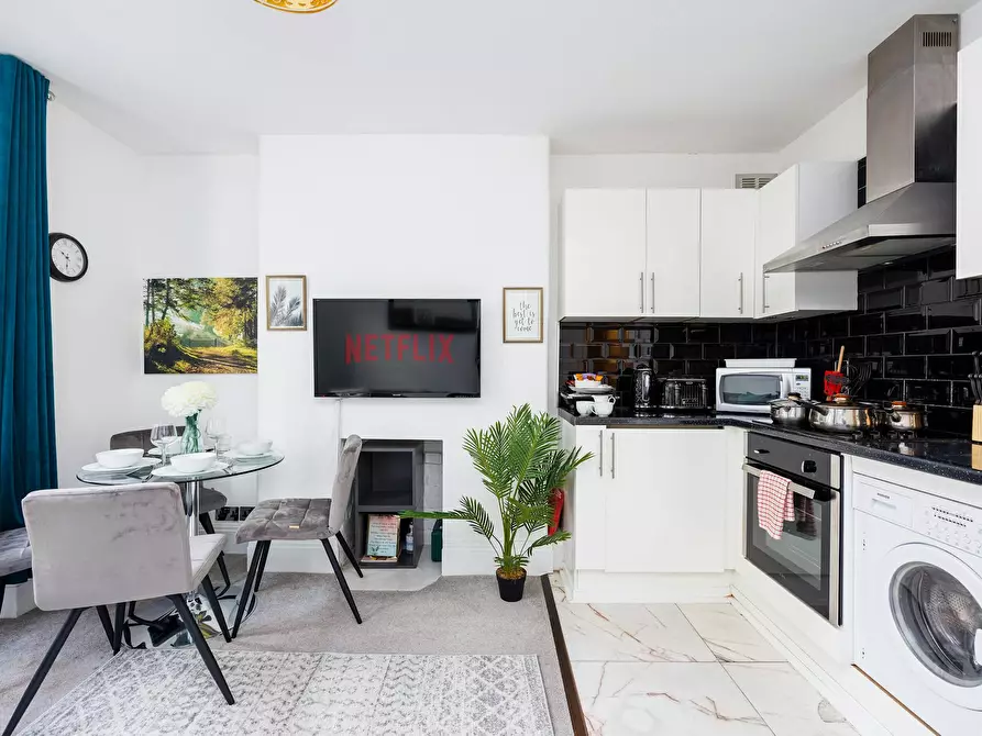 Immagine 3 di Casa indipendente in affitto  in Marshalsea Road a Camberwell