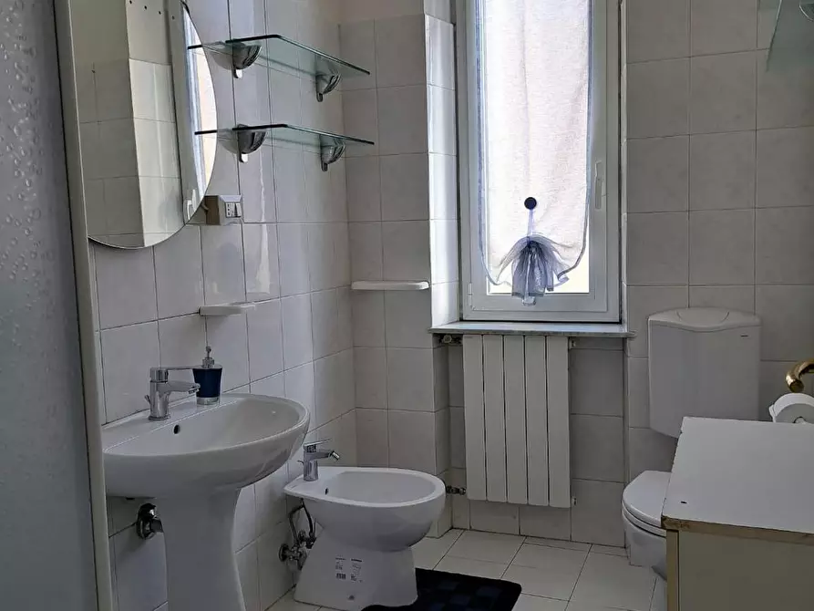 Immagine 10 di Camera in affitto  in Salita Piano di Rocca a Genova