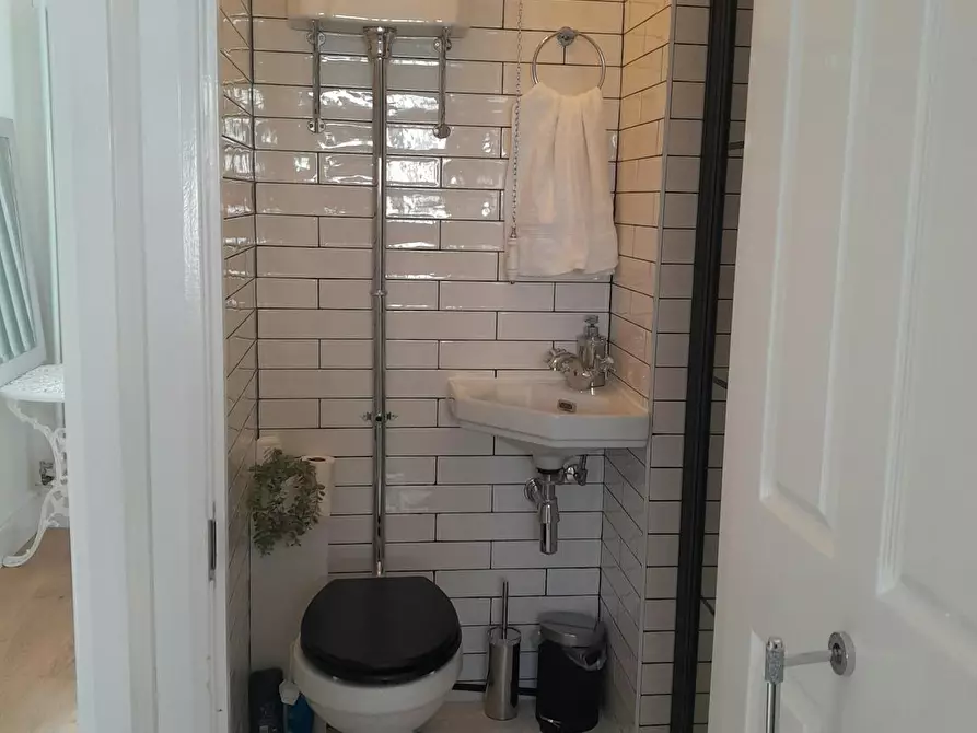 Immagine 4 di Camera in affitto  in Aldrington Avenue a Brighton