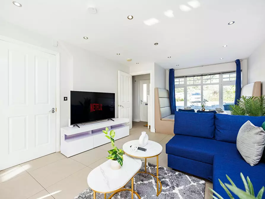 Immagine 2 di Casa indipendente in affitto  in Old School Road a Hillingdon