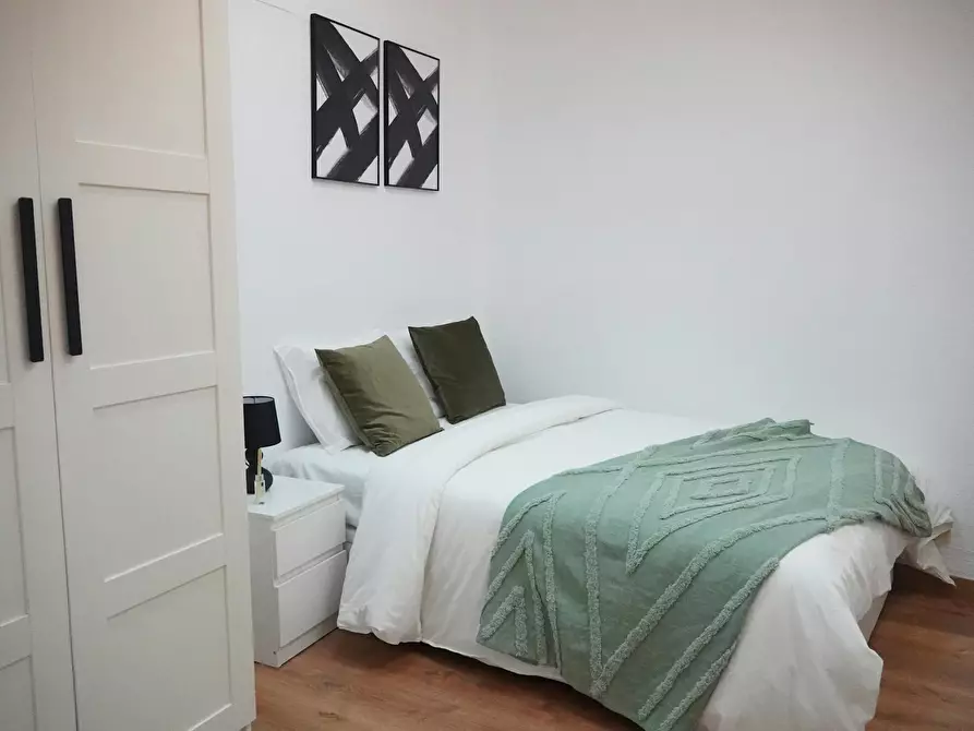 Immagine 1 di Camera in affitto  in Calle de Goya a Madrid