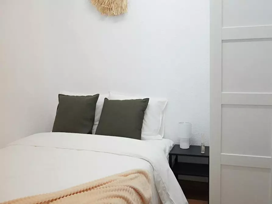 Immagine 1 di Camera in affitto  in Calle de Goya a Madrid