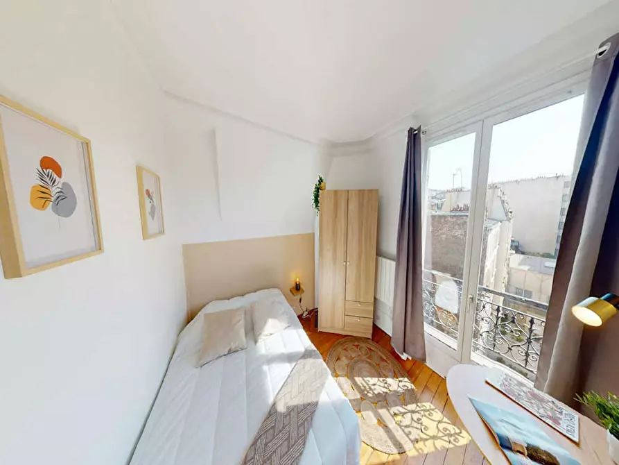 Immagine 1 di Camera in affitto  in Rue des Cloys a Paris 18
