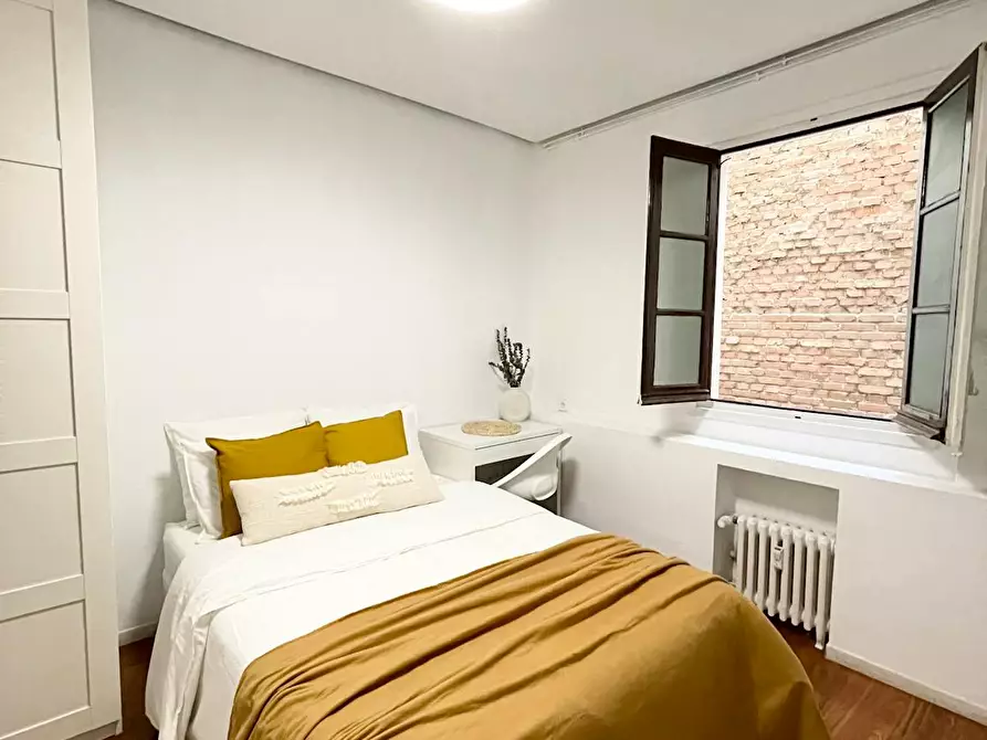 Immagine 4 di Camera in affitto  in Calle de Goya a Madrid