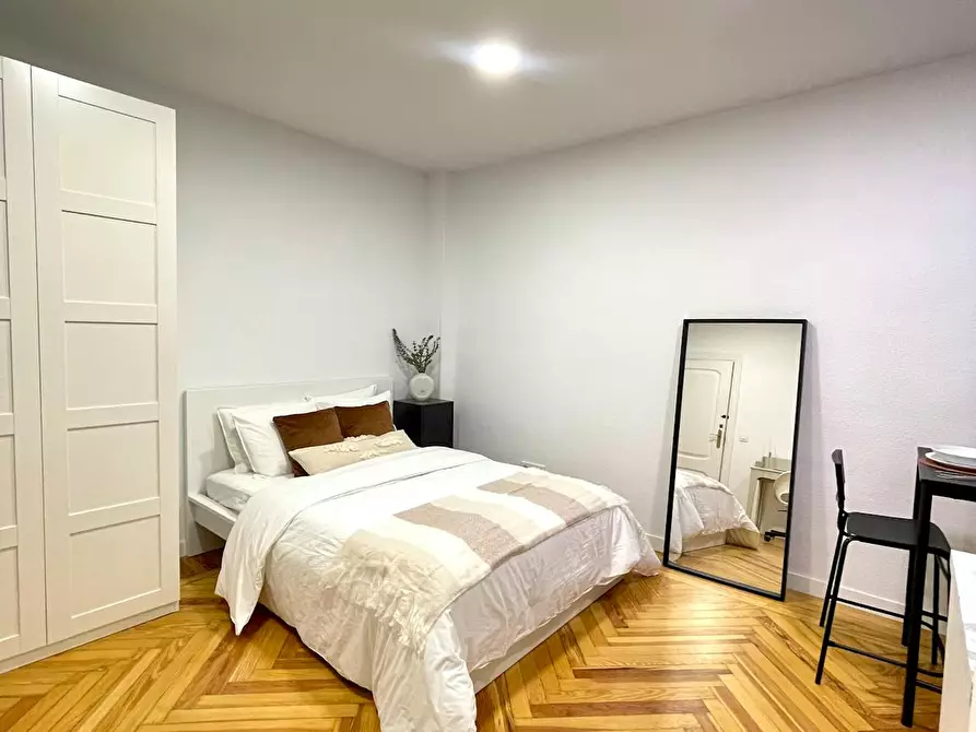 Immagine 5 di Camera in affitto  in Calle de Goya a Madrid