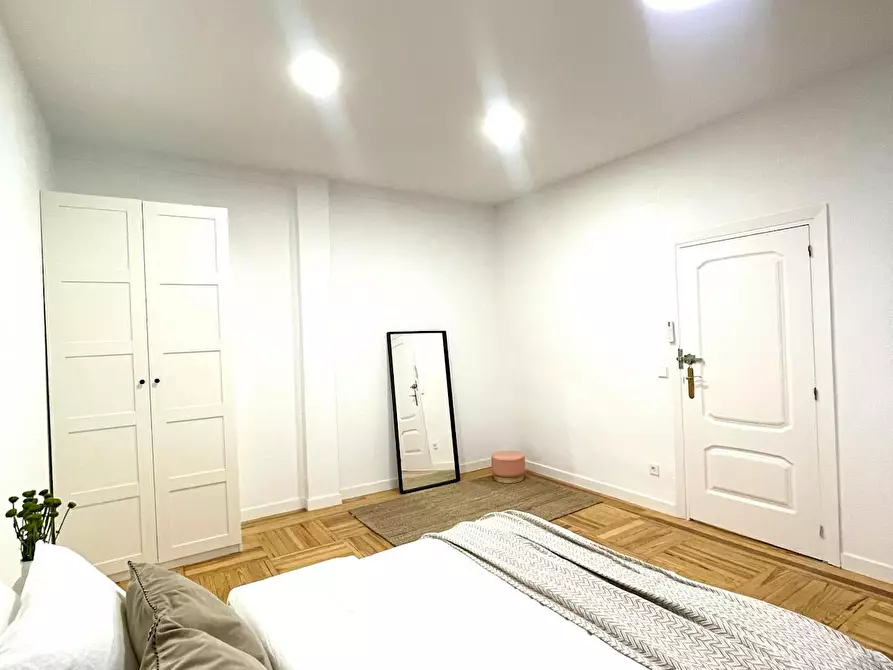 Immagine 2 di Camera in affitto  in Calle de Goya a Madrid