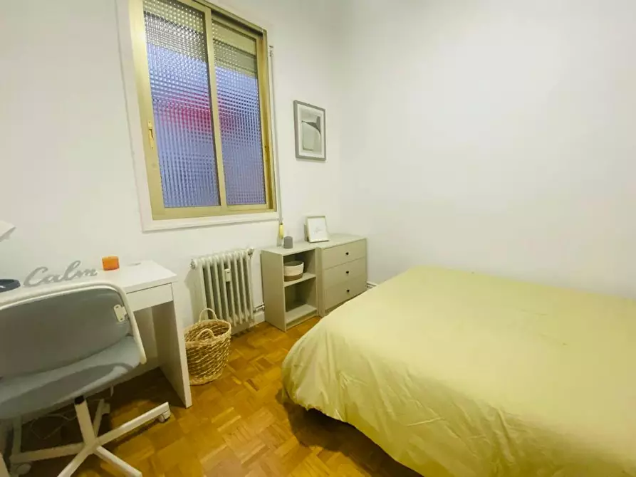 Immagine 3 di Camera in affitto  in Calle de Goya a Madrid