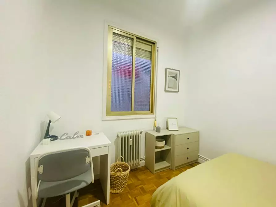Immagine 2 di Camera in affitto  in Calle de Goya a Madrid