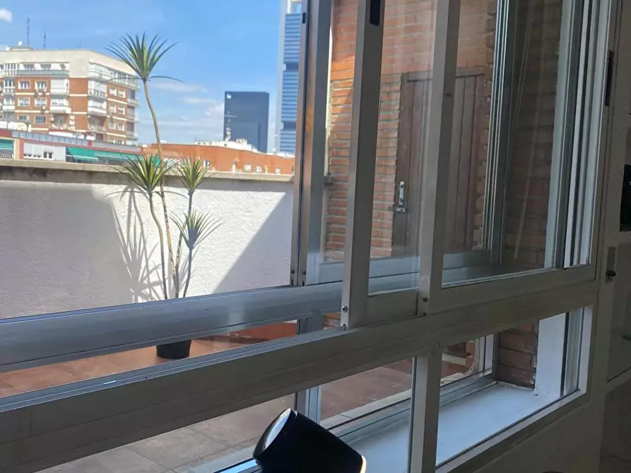 Immagine 8 di Camera in affitto  in Calle de Enrique Larreta a Madrid