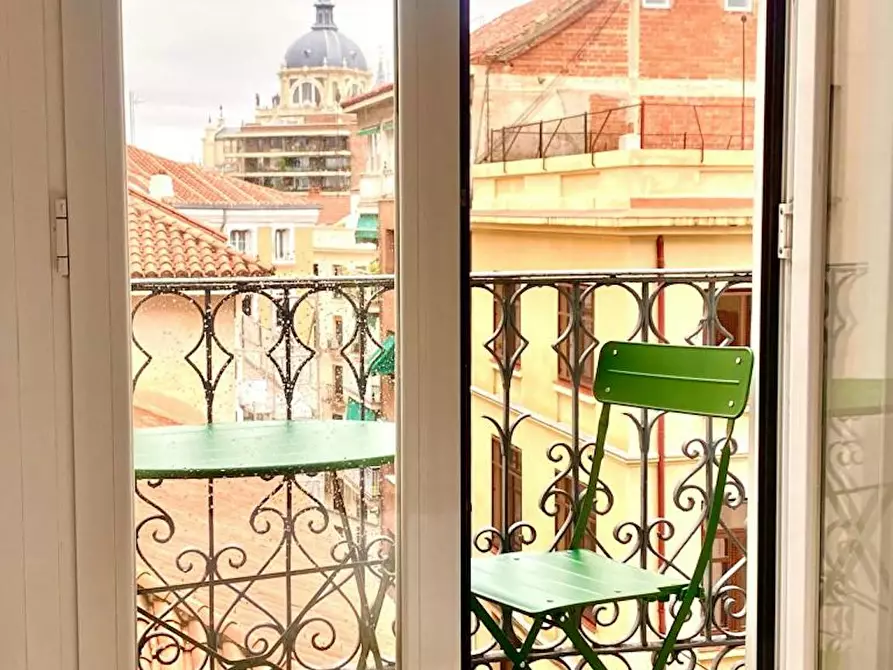 Immagine 3 di Camera in affitto  in Calle de Redondilla a Madrid