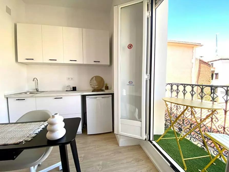 Immagine 5 di Camera in affitto  in Calle de Redondilla a Madrid