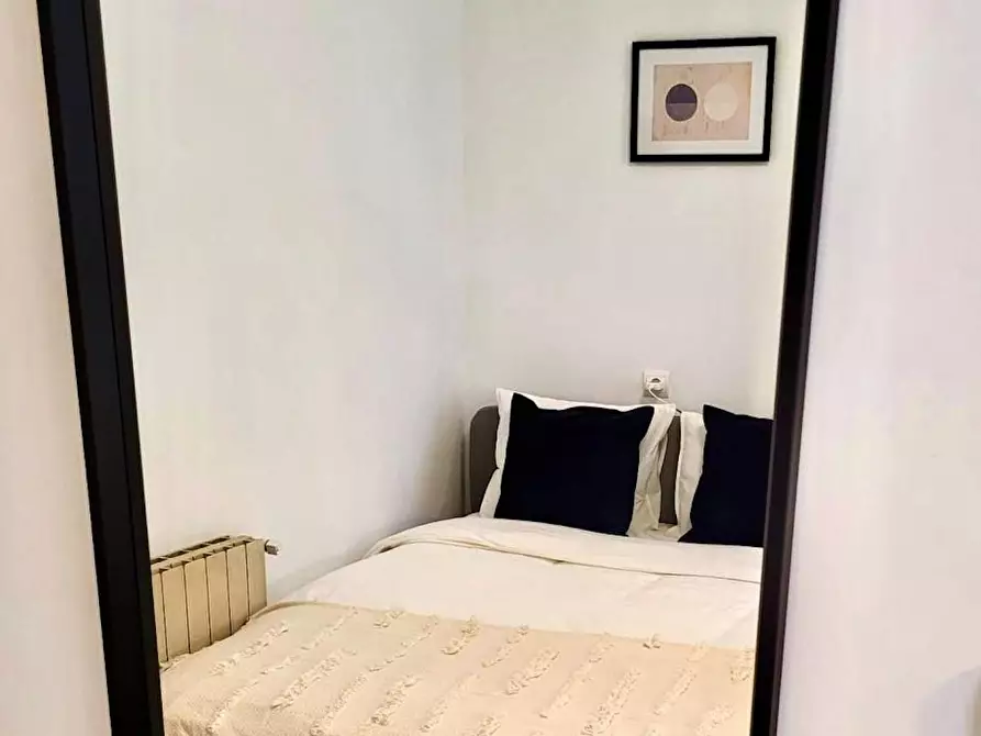 Immagine 6 di Camera in affitto  in Calle de la Villa a Madrid