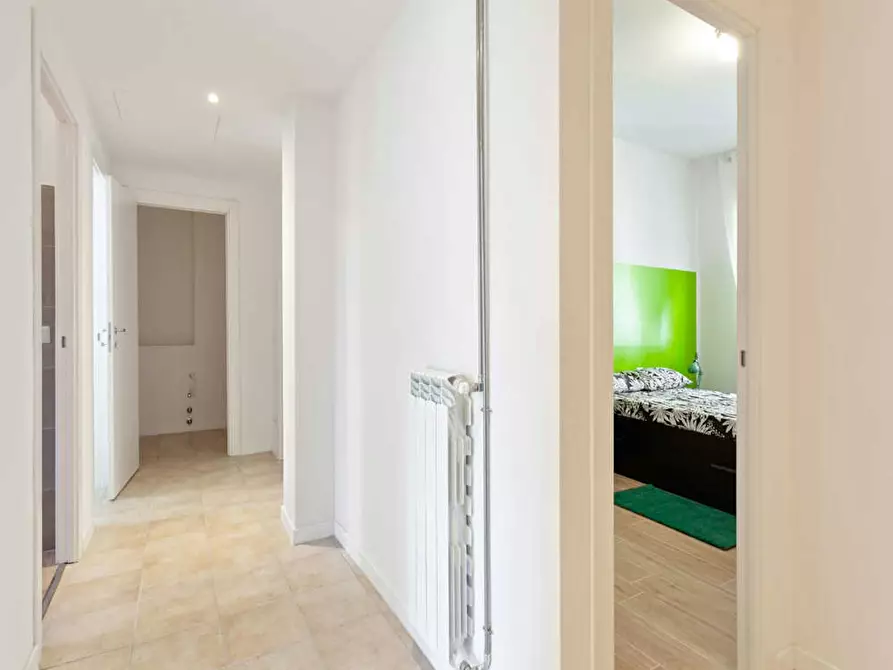 Immagine 10 di Camera in affitto  in Via Pantigliate a Milano