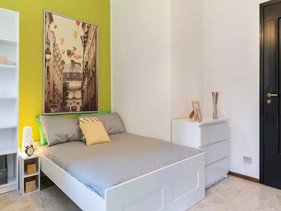 Immagine 2 di Camera in affitto  in Via delle Acacie a Buccinasco