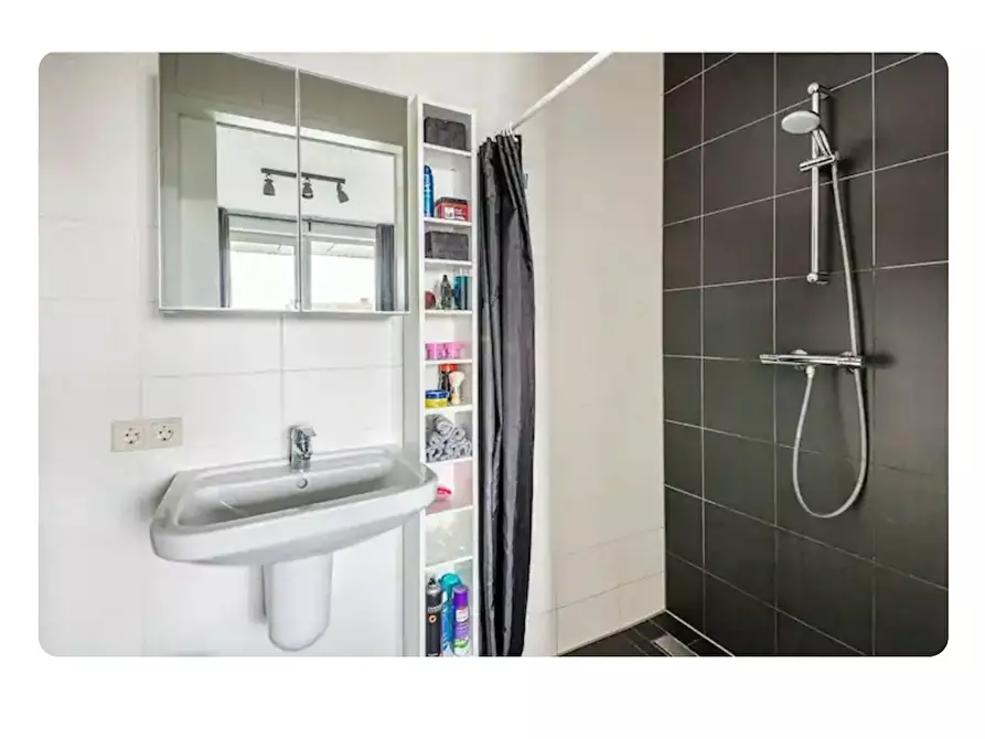 Immagine 4 di Appartamento in affitto  in Twijnderlaan a Aalsmeer